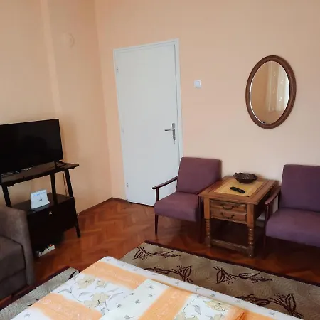 Apartman Izvor Apartment *