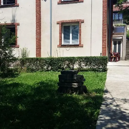 Apartman Izvor *